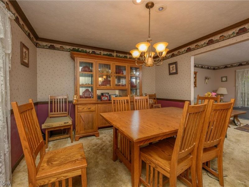 1805 Heritage Circle, Dover, OH 44622 Photo 10