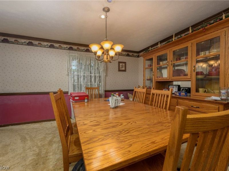 1805 Heritage Circle, Dover, OH 44622 Photo 9