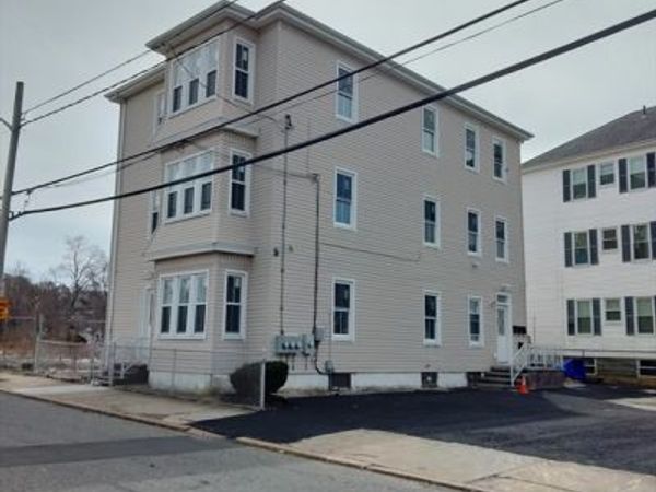 269 Brightman, Unit 1, Fall River, MA 02720
