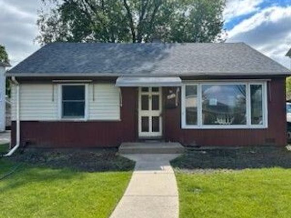 1531 Beach Avenue , La Grange Park, IL 60526