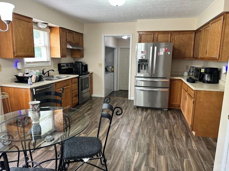 7238 Sundance Circle, West Chester, OH 45069 Photo 2