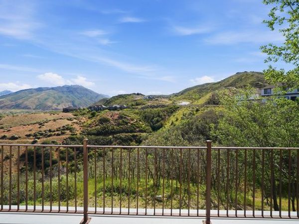923 E ABSAROKA CT, Draper, UT 84020