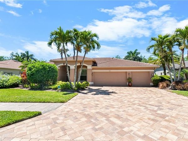 8026 Tiger Palm WAY, FORT MYERS, FL 33966