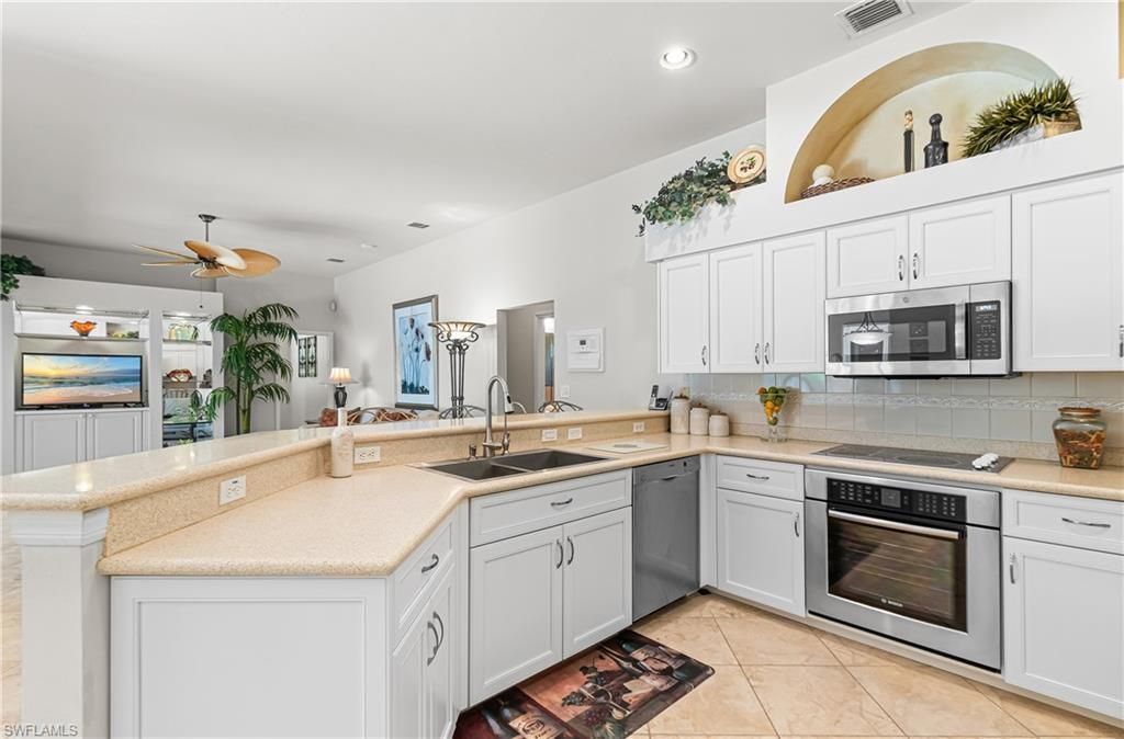 8026 Tiger Palm Way, Fort Myers, FL 33966 Photo