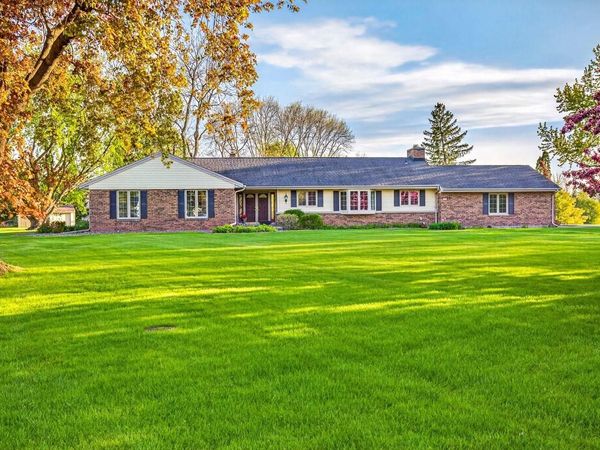 3115 WESTFIELD, Neenah, WI 54956