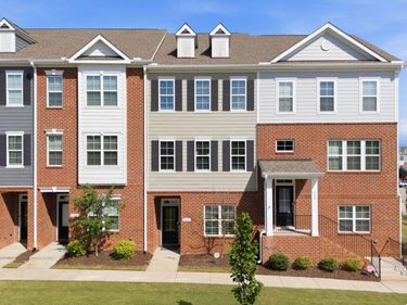 507 Gateway Townes Boulevard, Wake Forest, NC 27587