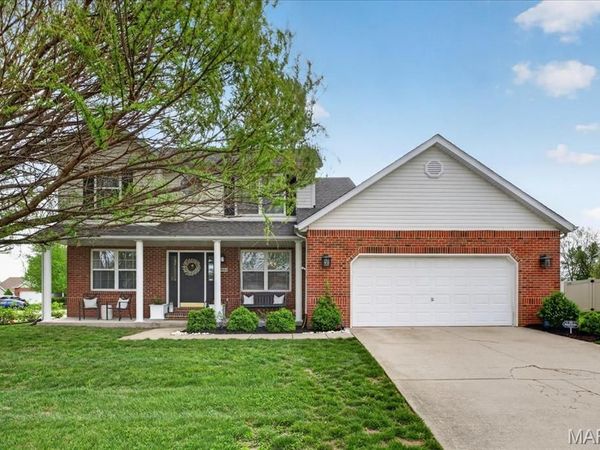 1224 Clarendon Drive, O'Fallon, IL 62269