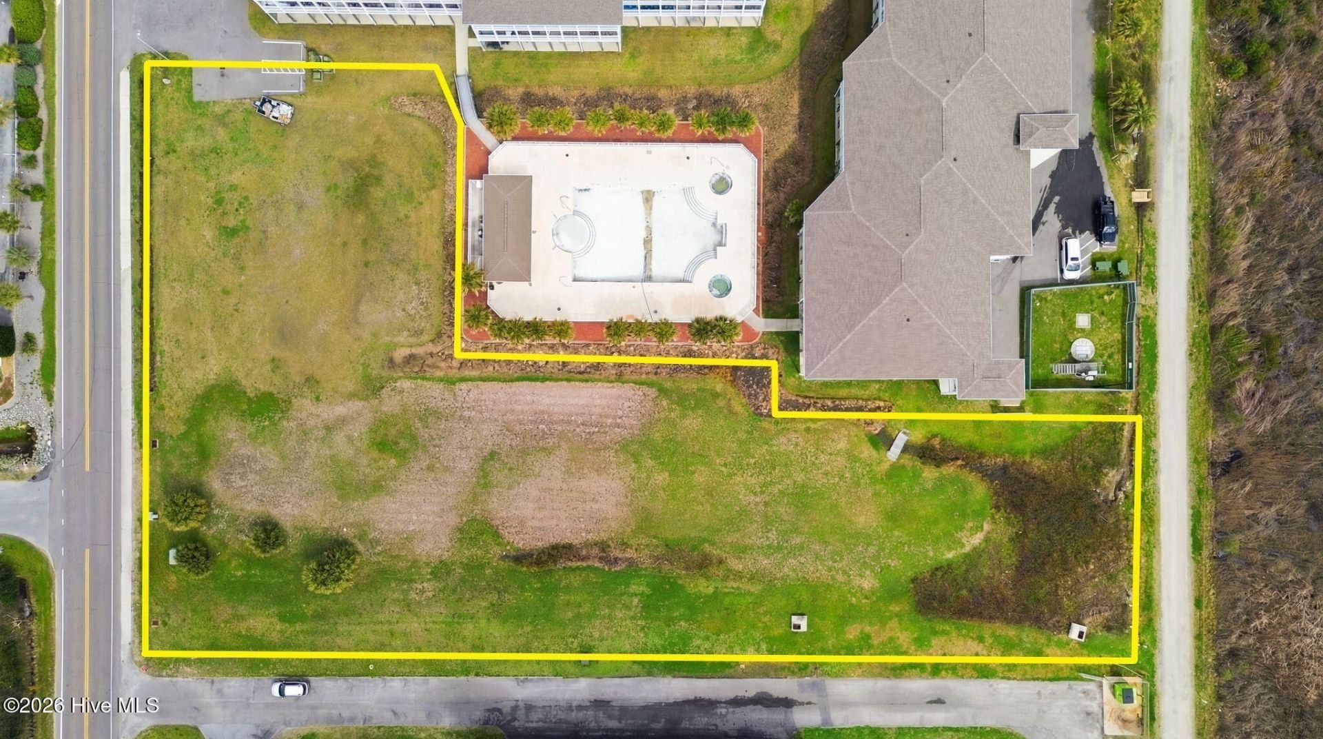 120 SE 58th Street, Oak Island, NC 28465 Main Photo