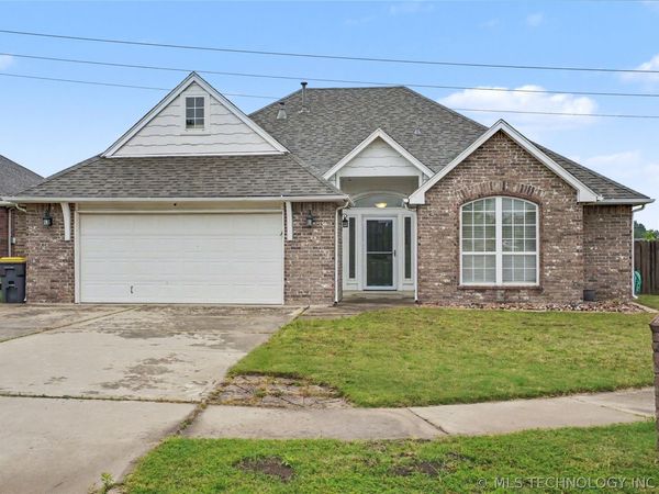 1603 W 119th Street S, Jenks, OK 74037