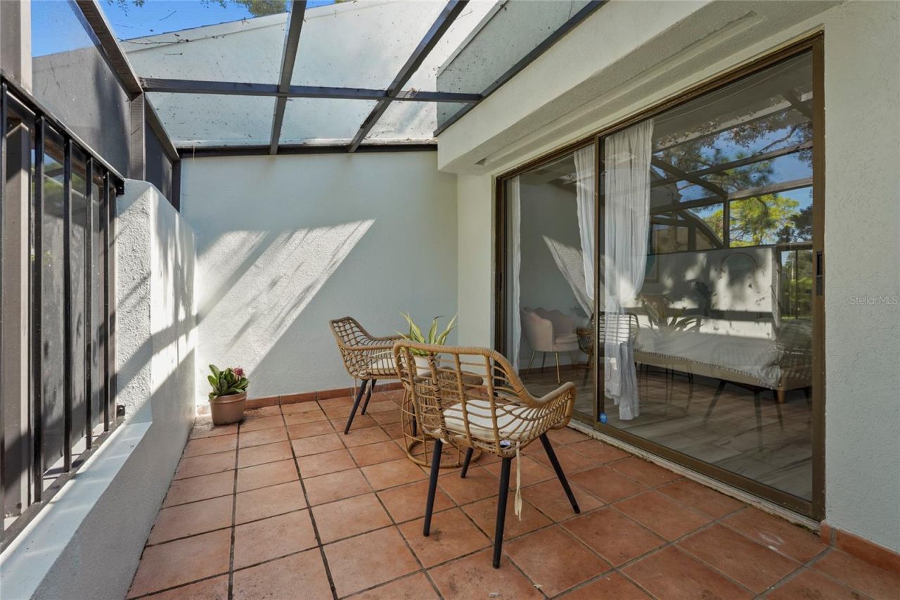2383 Lakeside Mews, Unit D3, Sarasota, FL 34235 Photo