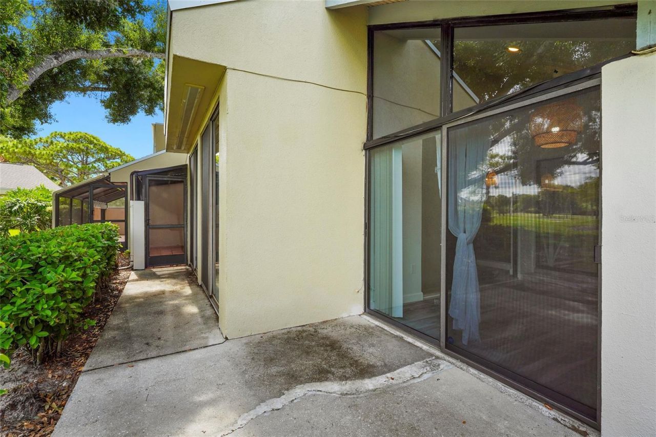 2383 Lakeside Mews, Unit D3, Sarasota, FL 34235 Photo