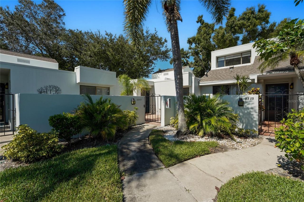 2383 Lakeside Mews, Unit D3, Sarasota, FL 34235 Photo