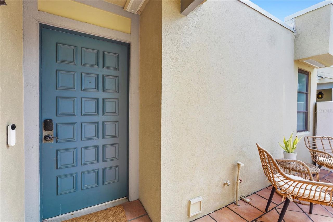 2383 Lakeside Mews, Unit D3, Sarasota, FL 34235 Photo