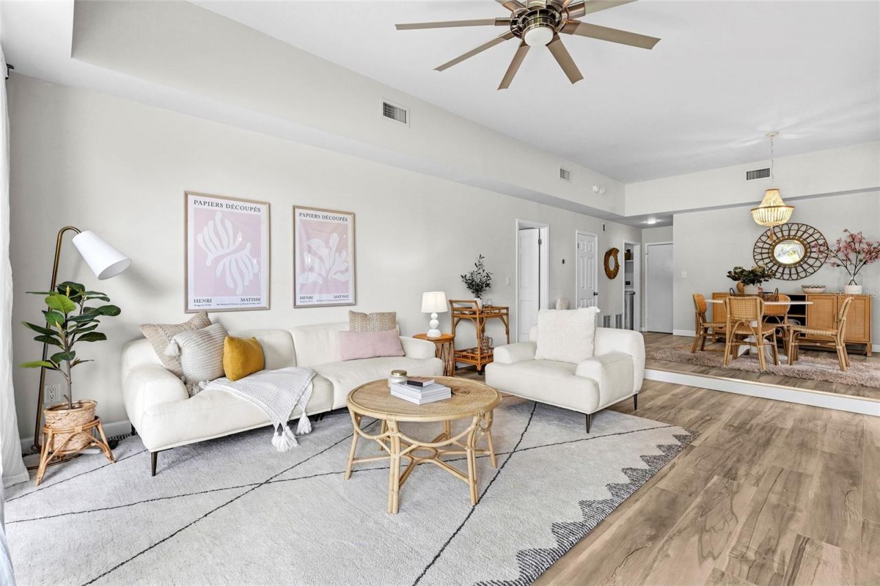 2383 Lakeside Mews, Unit D3, Sarasota, FL 34235 Photo