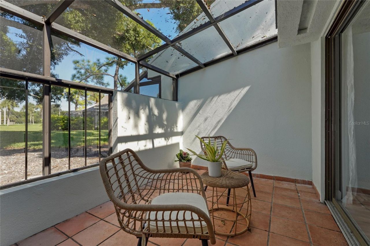 2383 Lakeside Mews, Unit D3, Sarasota, FL 34235 Photo
