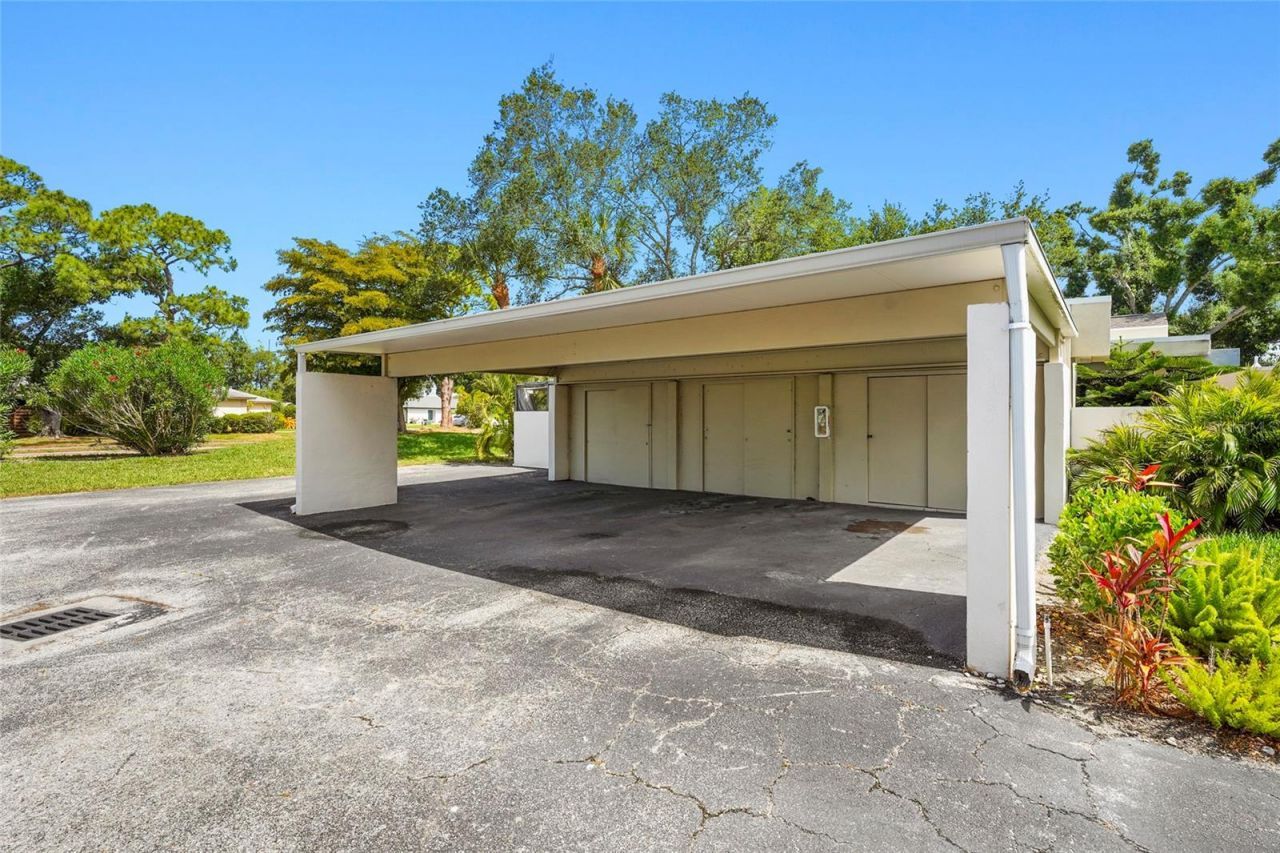 2383 Lakeside Mews, Unit D3, Sarasota, FL 34235 Photo