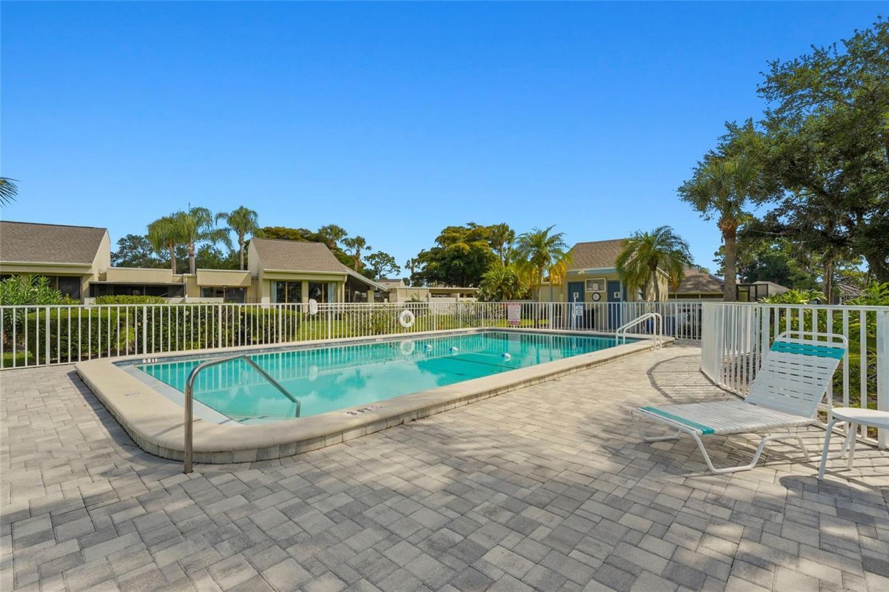 2383 Lakeside Mews, Unit D3, Sarasota, FL 34235 Photo