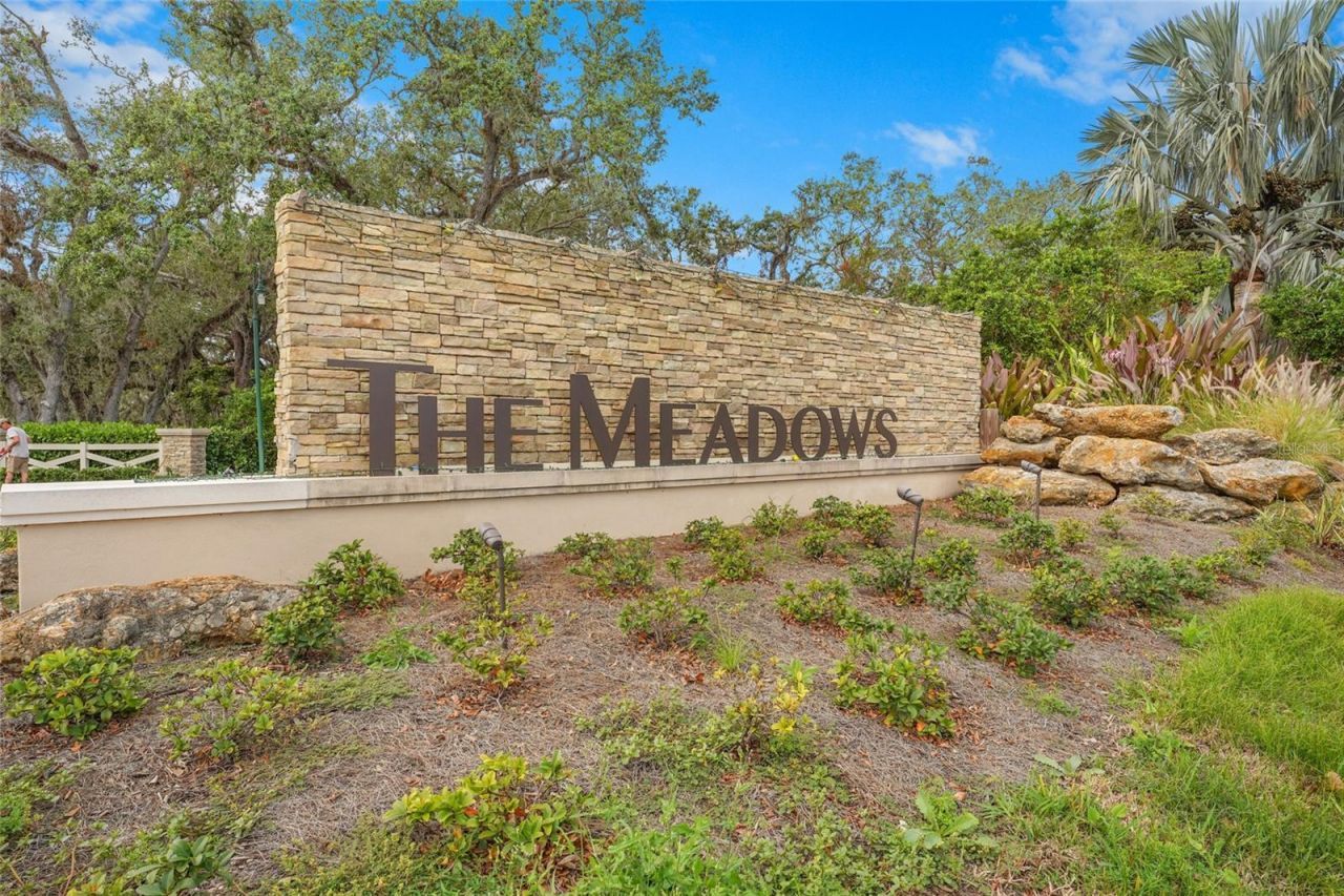 2383 Lakeside Mews, Unit D3, Sarasota, FL 34235 Photo
