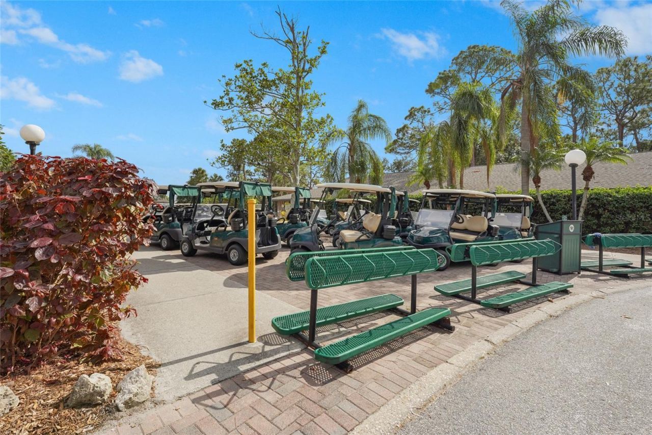 2383 Lakeside Mews, Unit D3, Sarasota, FL 34235 Photo