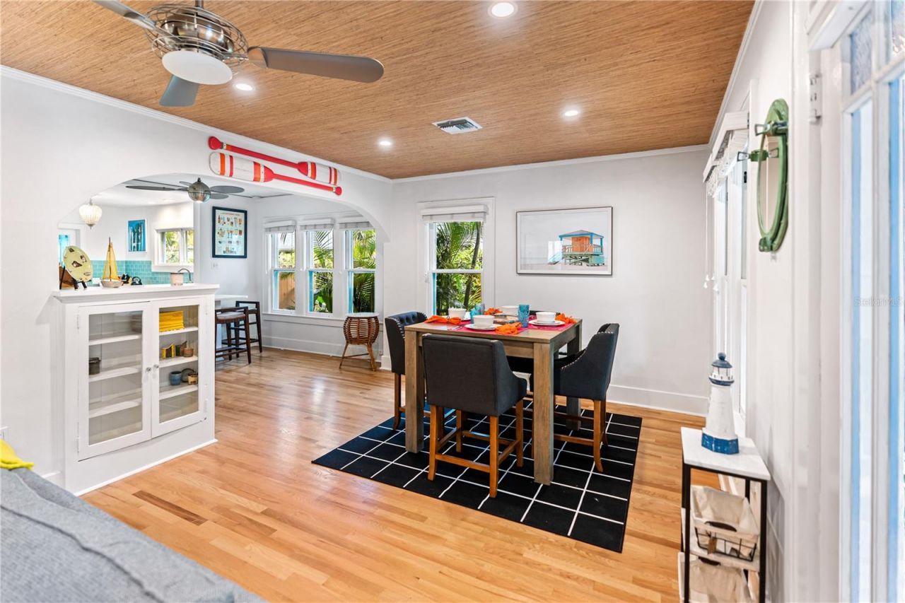 642 Ohio Place , Sarasota, FL 34236 Photo