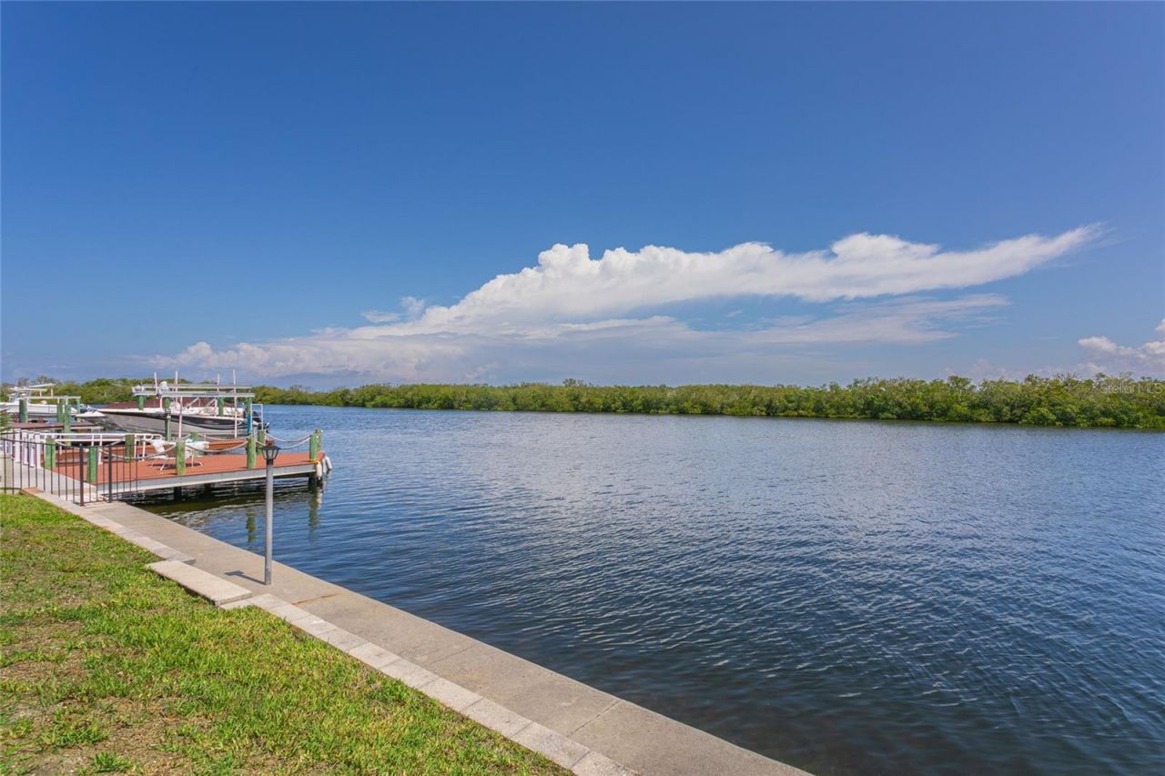 5557 Bowline Bend, New Port Richey, FL 34652 Photo