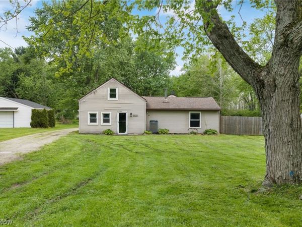 5434 Clay Street , Louisville, OH 44641