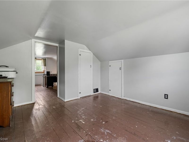 5434 Clay Street, Louisville, OH 44641 Photo 21