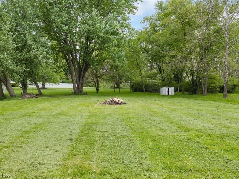 5434 Clay Street, Louisville, OH 44641 Photo 25