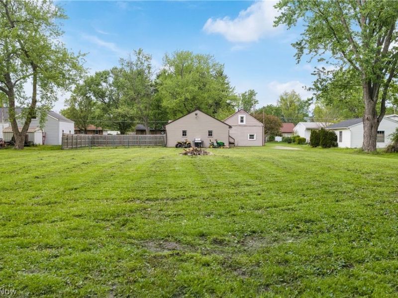 5434 Clay Street, Louisville, OH 44641 Photo 26