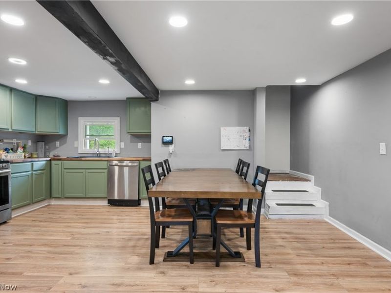 5434 Clay Street, Louisville, OH 44641 Photo 8