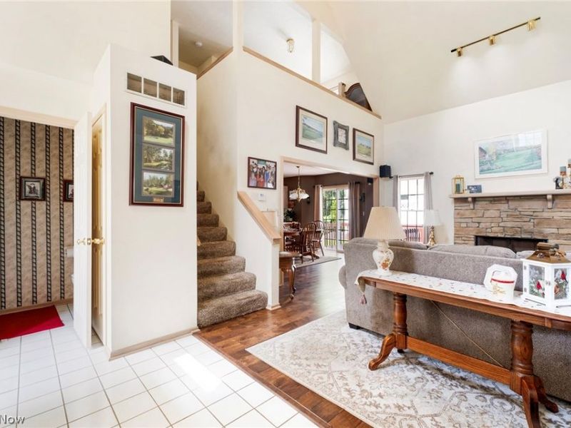22 Fieldstone , Poland, OH 44514 Photo 14