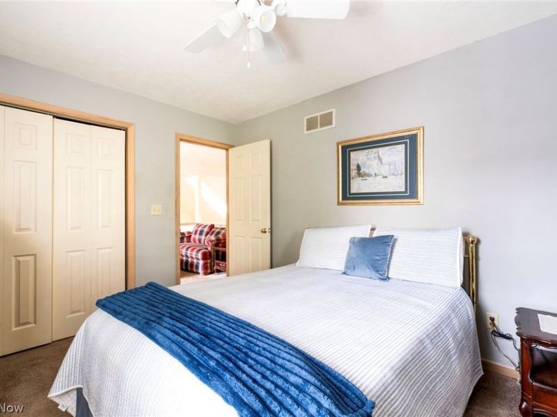 22 Fieldstone , Poland, OH 44514 Photo 35