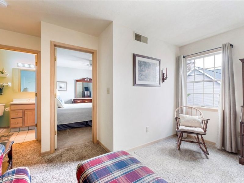 22 Fieldstone , Poland, OH 44514 Photo 38