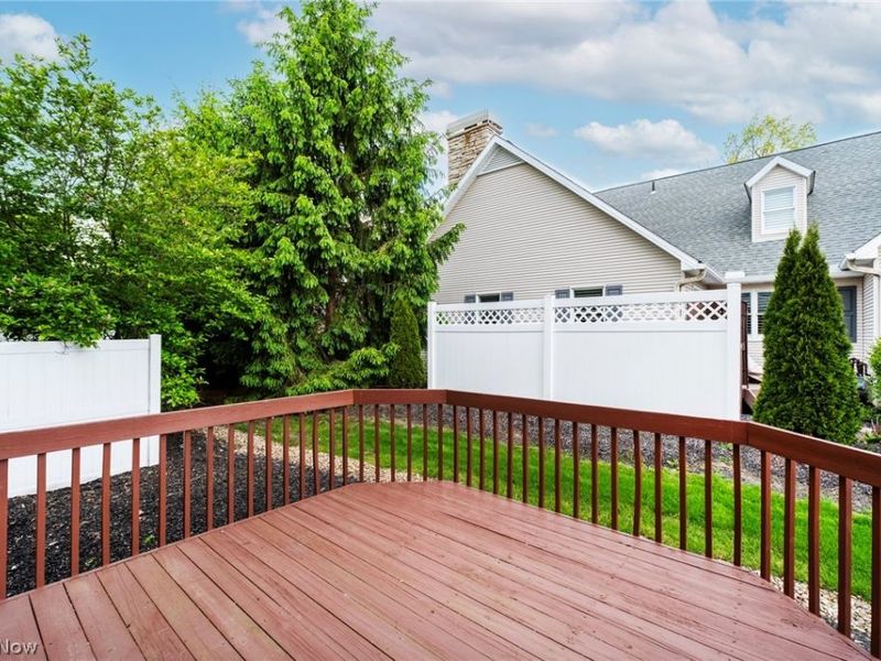 22 Fieldstone , Poland, OH 44514 Photo 44