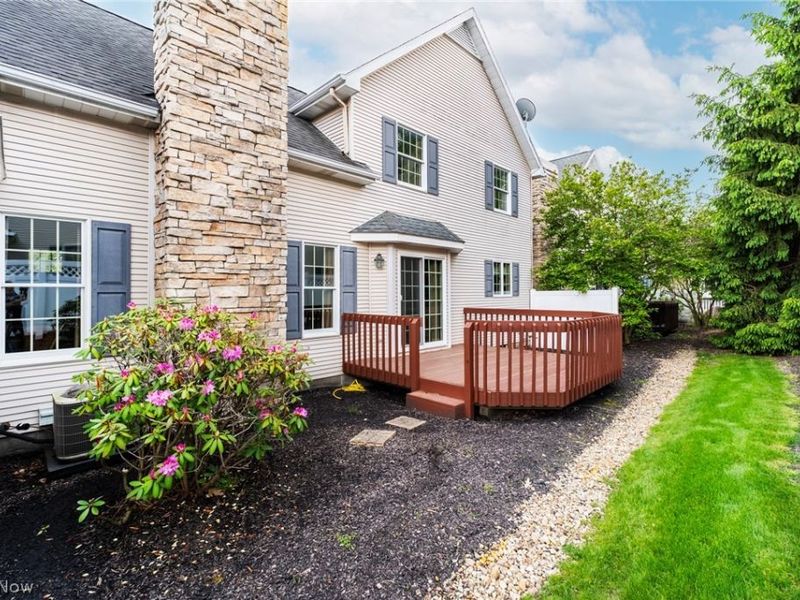 22 Fieldstone , Poland, OH 44514 Photo 47