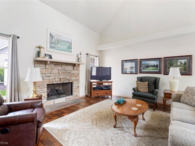 22 Fieldstone , Poland, OH 44514 Photo 7