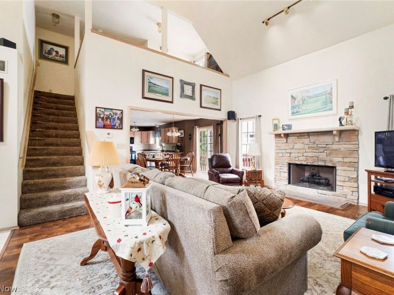 22 Fieldstone , Poland, OH 44514 Photo 8