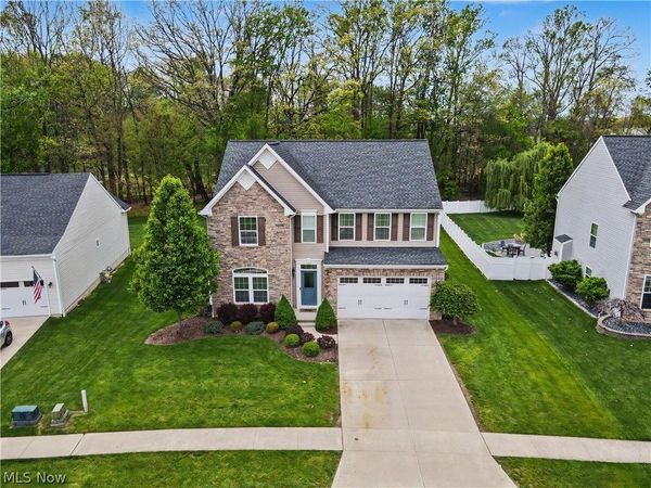 4721 Briar Hill Drive , Ravenna, OH 44266