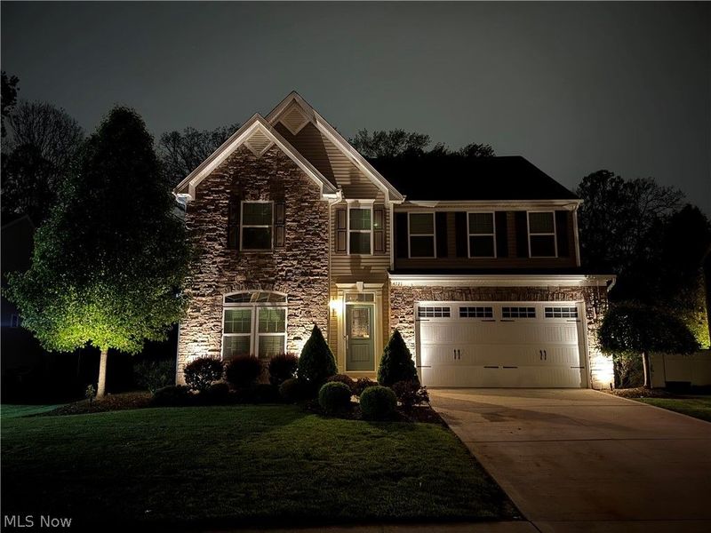 4721 Briar Hill Drive, Ravenna, OH 44266 Photo 2