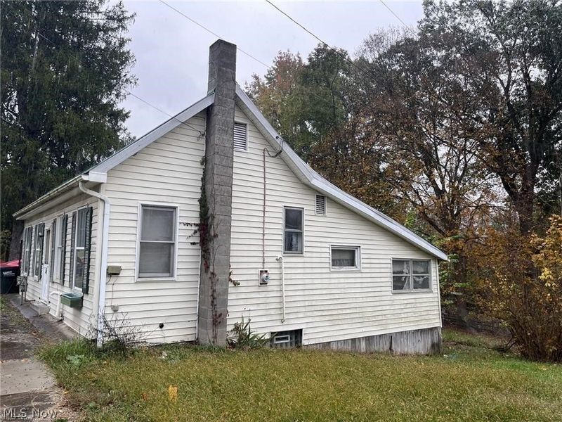 226 E Main Street , Freeport, OH 43973 Photo 3