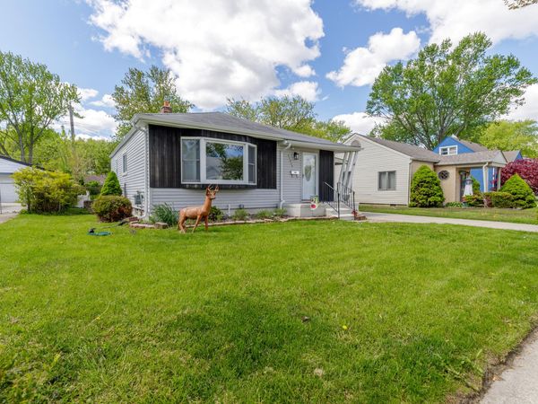 23636 Beverly Street, Saint Clair Shores, MI 48082