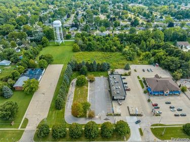 8541 Miller Road , Swartz Creek, MI 48473