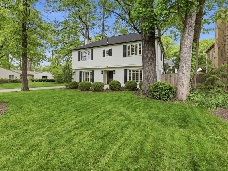2406 Canterbury Road, Columbus, OH 43221 Photo 2