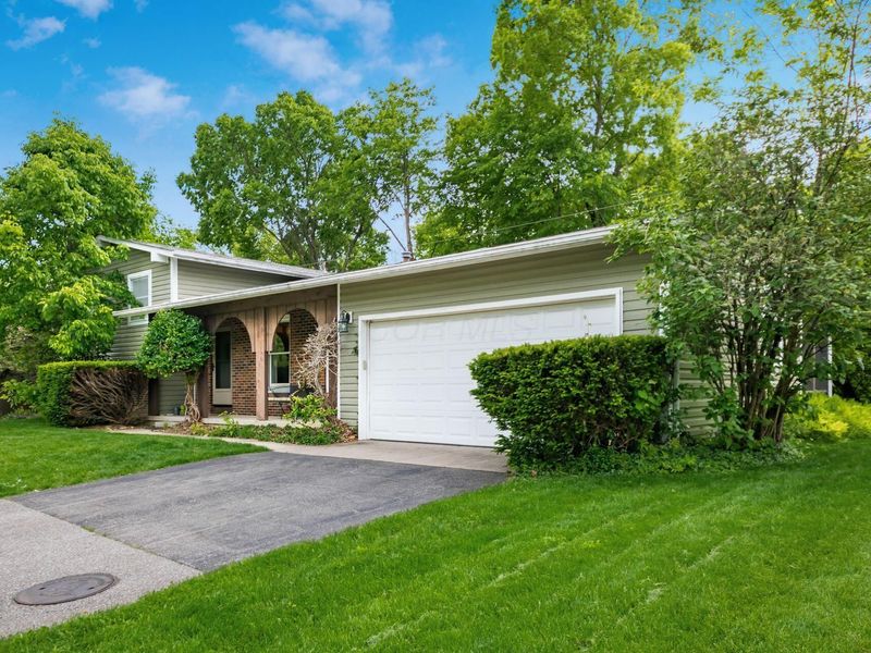5725 Aspendale Drive, Columbus, OH 43235 Photo 10