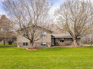 9105 Falcon Street, Duluth, MN 55808