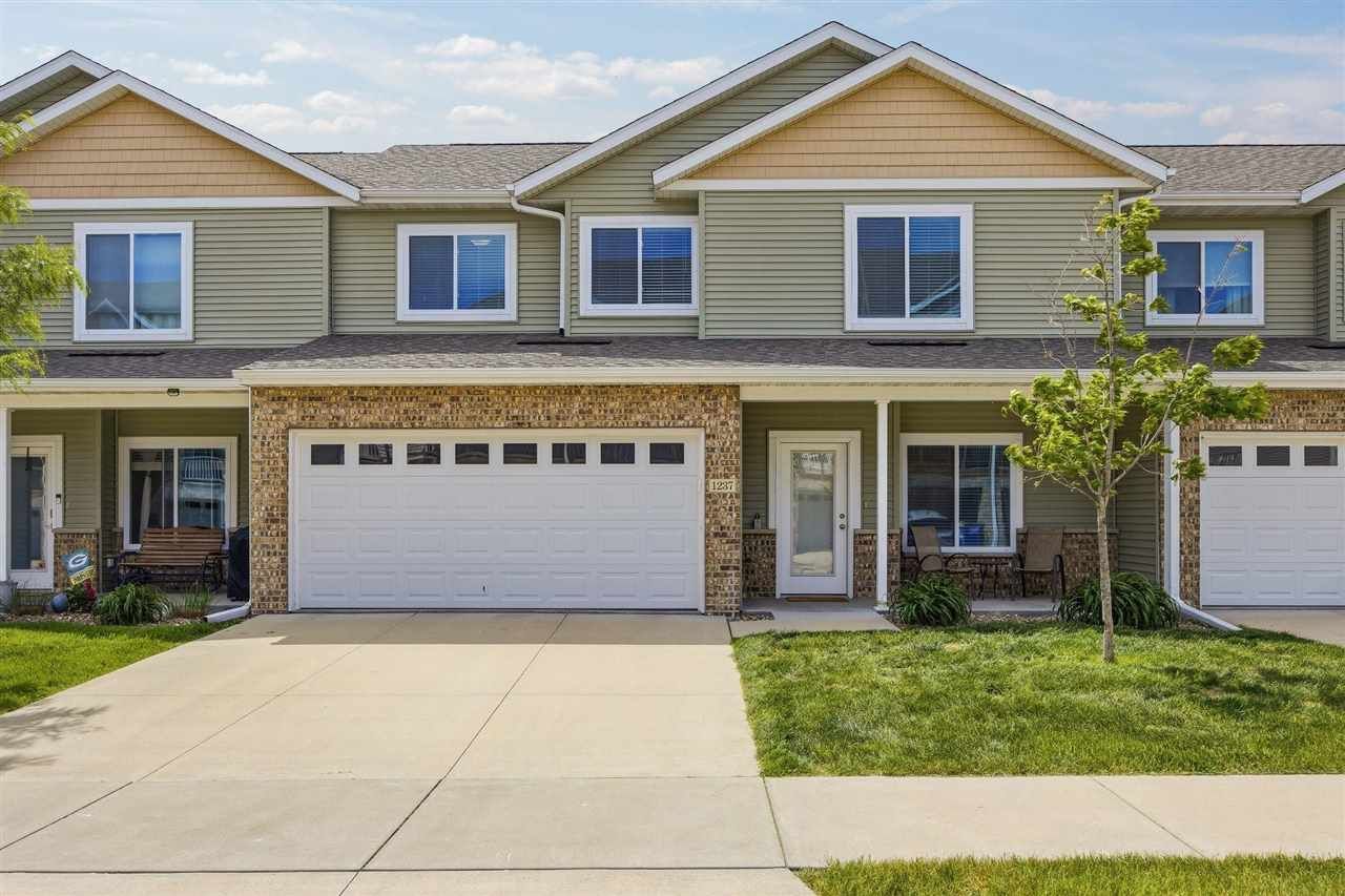 1237 Ronald Way, North Liberty, IA 52317 Main Photo