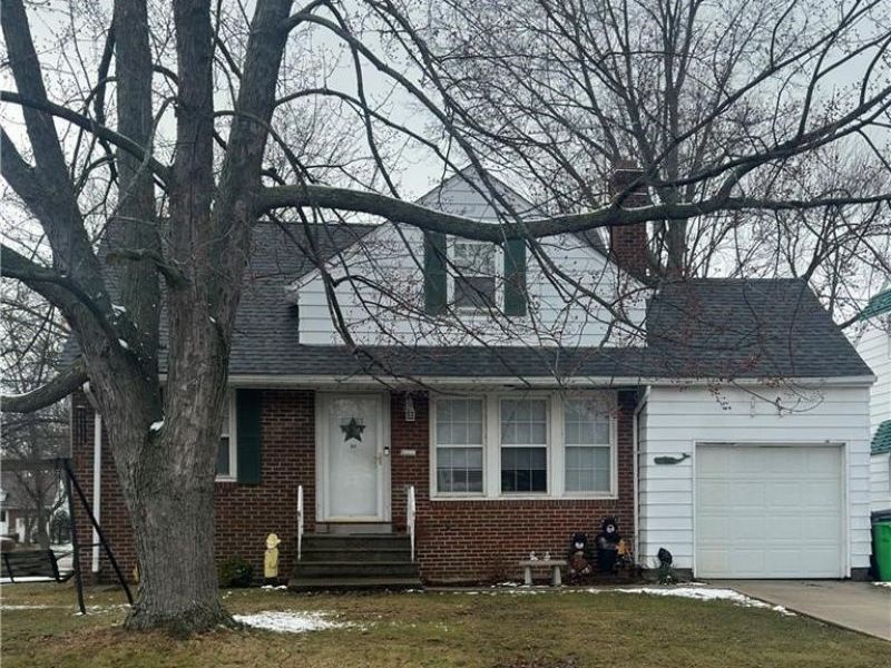 364 Walworth Avenue, Euclid, OH 44132 Photo 1