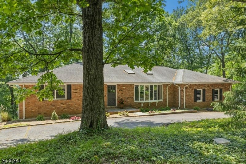 783 Long Hill Rd, Long Hill, NJ 07933 Main Photo