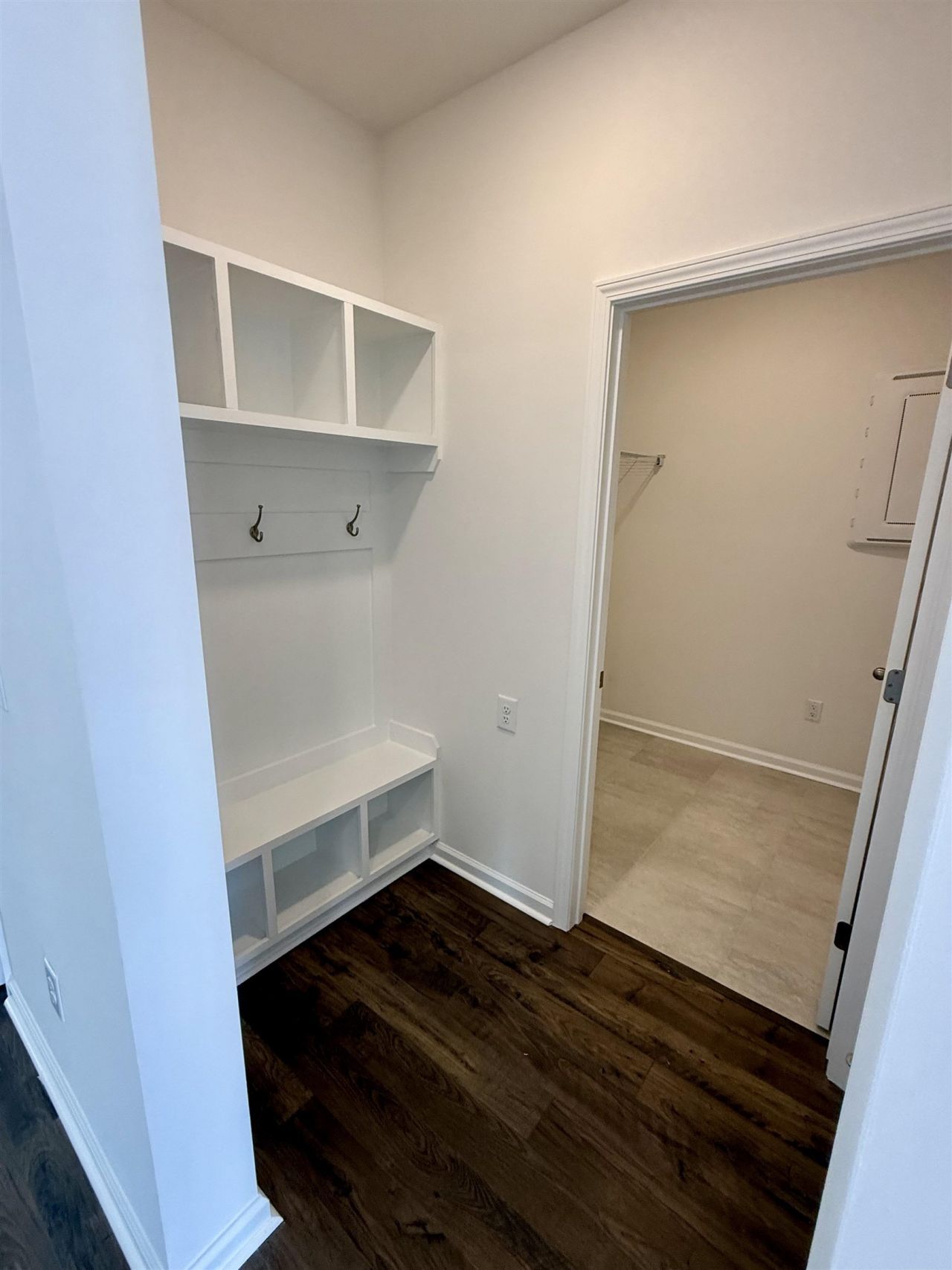 6037 Harness Ct.  Photo 8