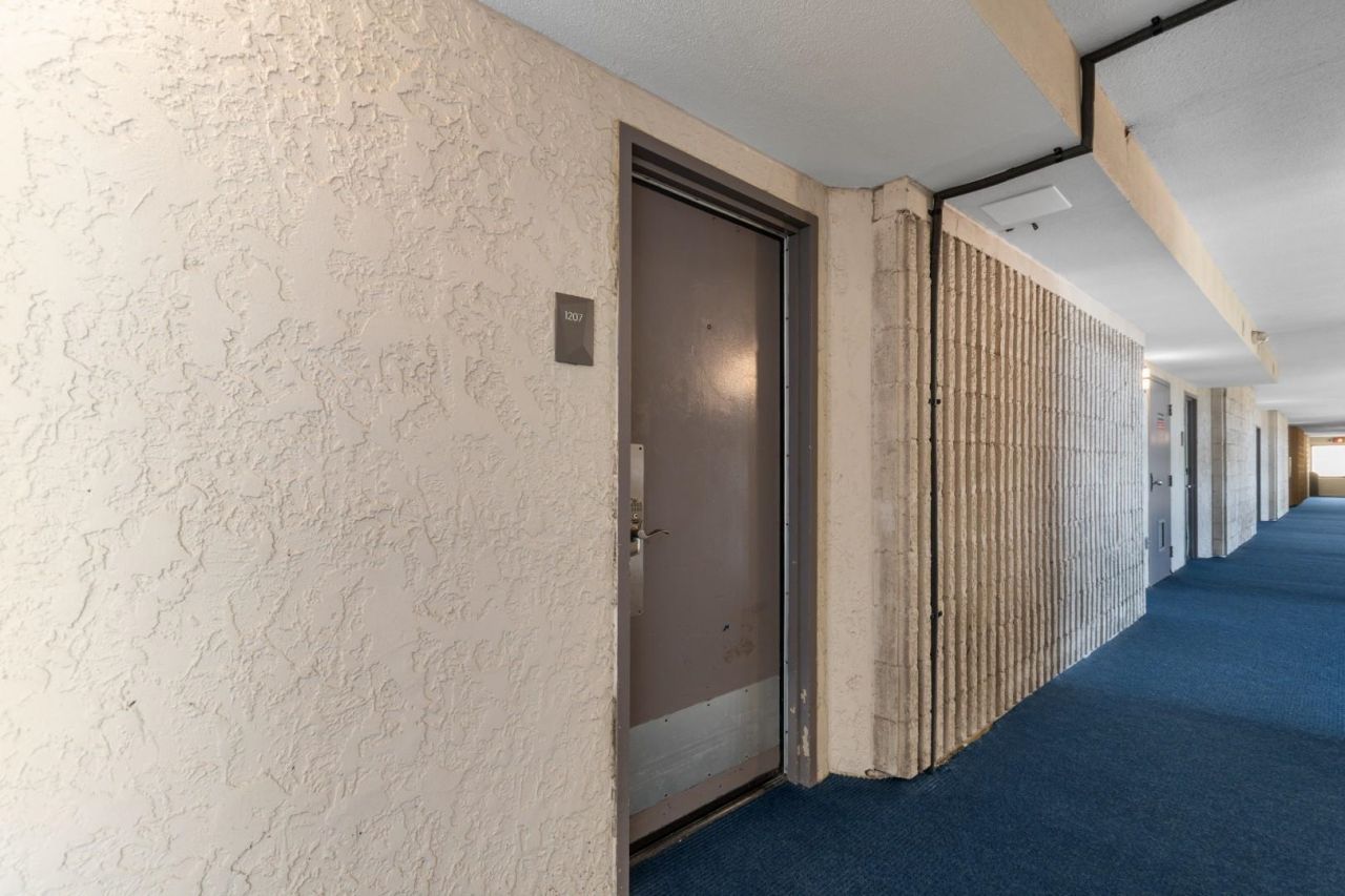 7100 N Ocean Blvd.  Photo 16